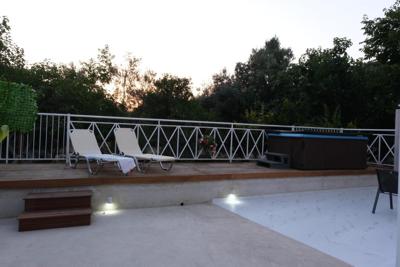 파포스 Luxury Fani House Next To Harbor Area With Jacuzzi 아파트 외부 사진