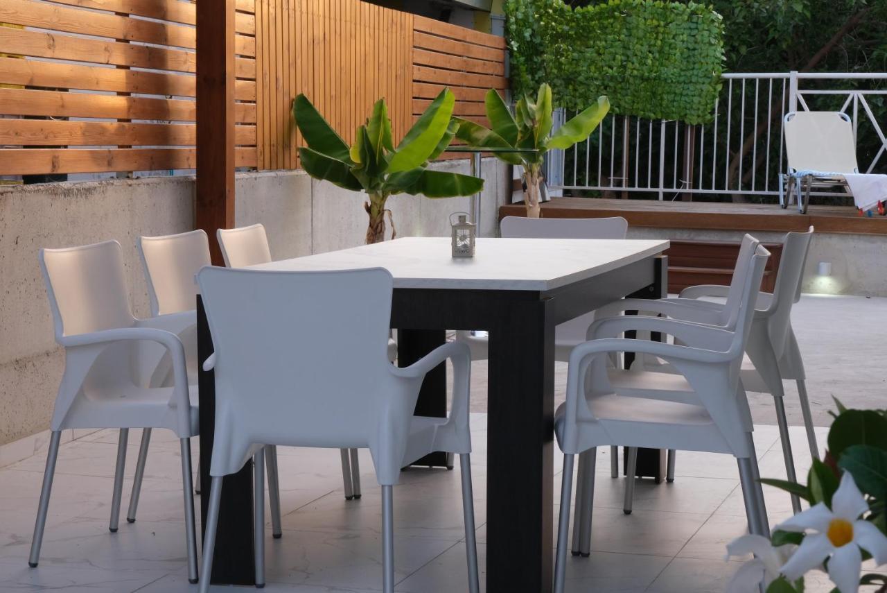 파포스 Luxury Fani House Next To Harbor Area With Jacuzzi 아파트 외부 사진
